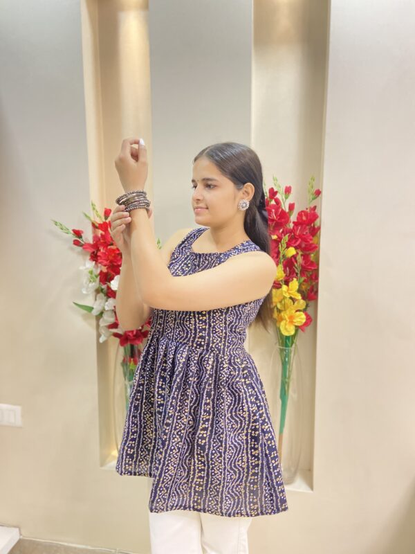 Square neck backless kurti  - Image 2